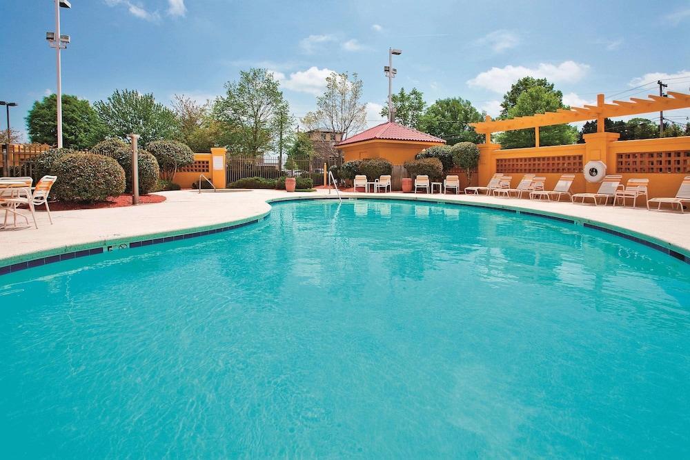 La Quinta By Wyndham Winston-Salem Hotell Exteriör bild