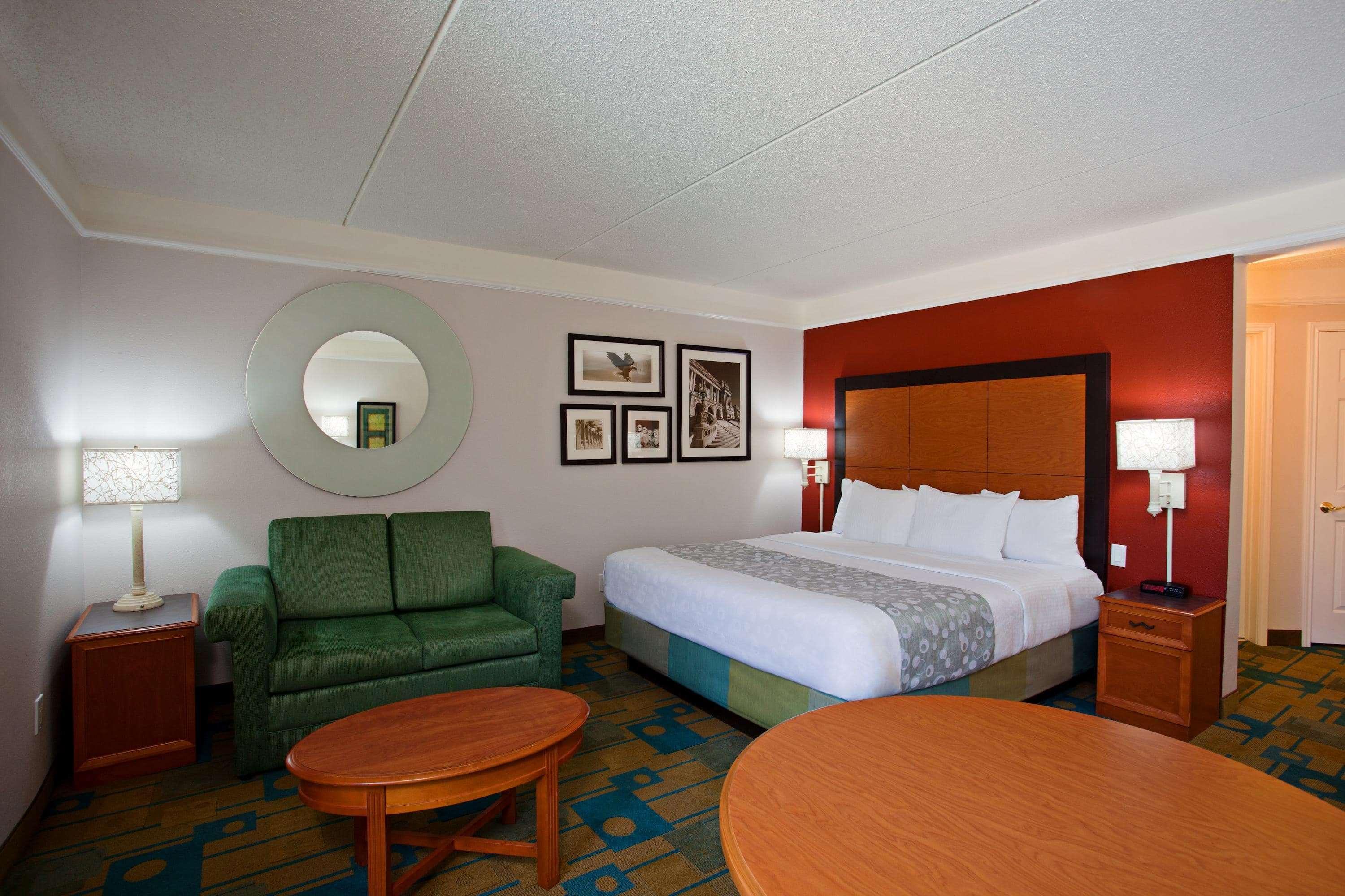 La Quinta By Wyndham Winston-Salem Hotell Exteriör bild