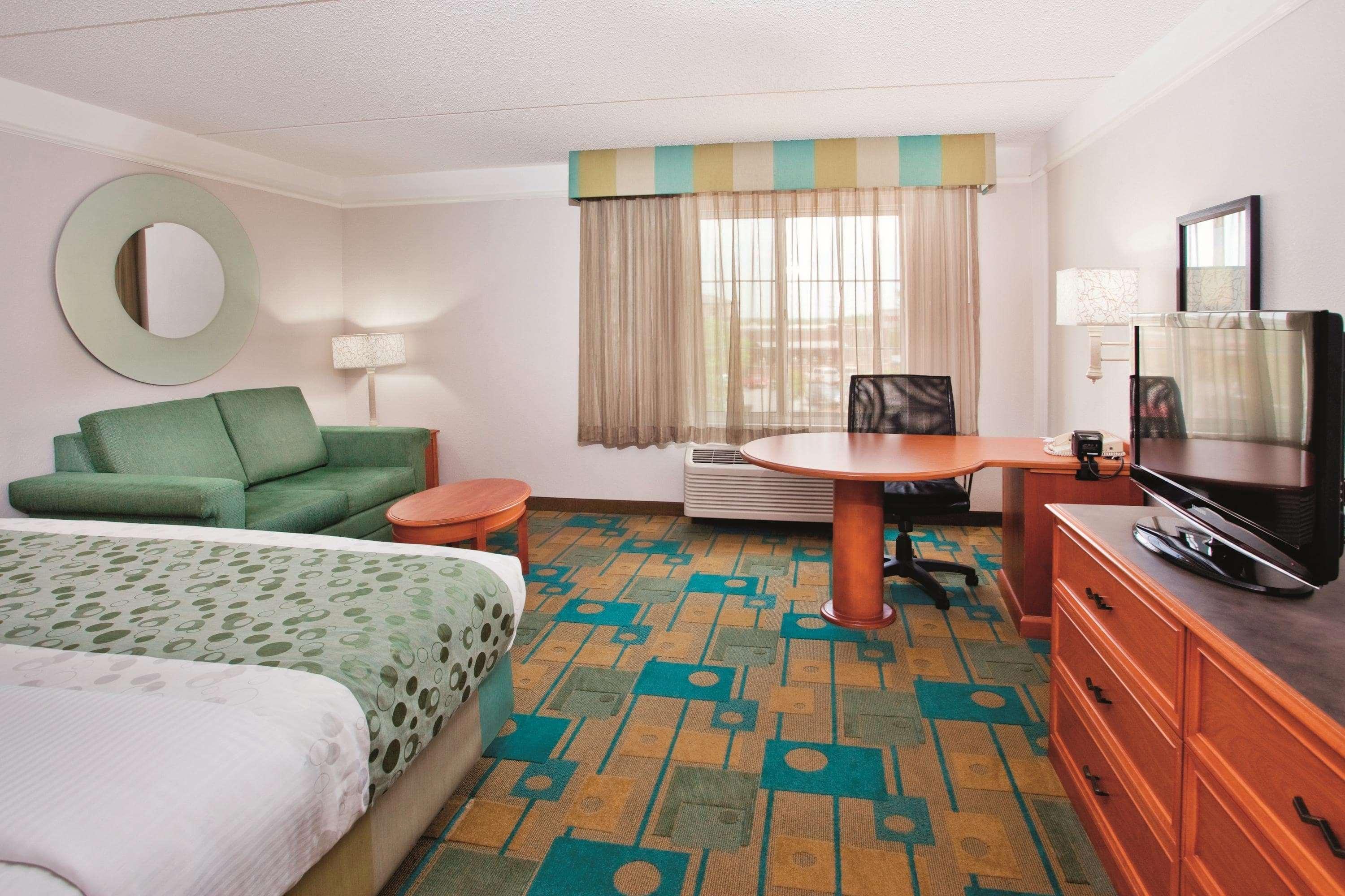 La Quinta By Wyndham Winston-Salem Hotell Exteriör bild