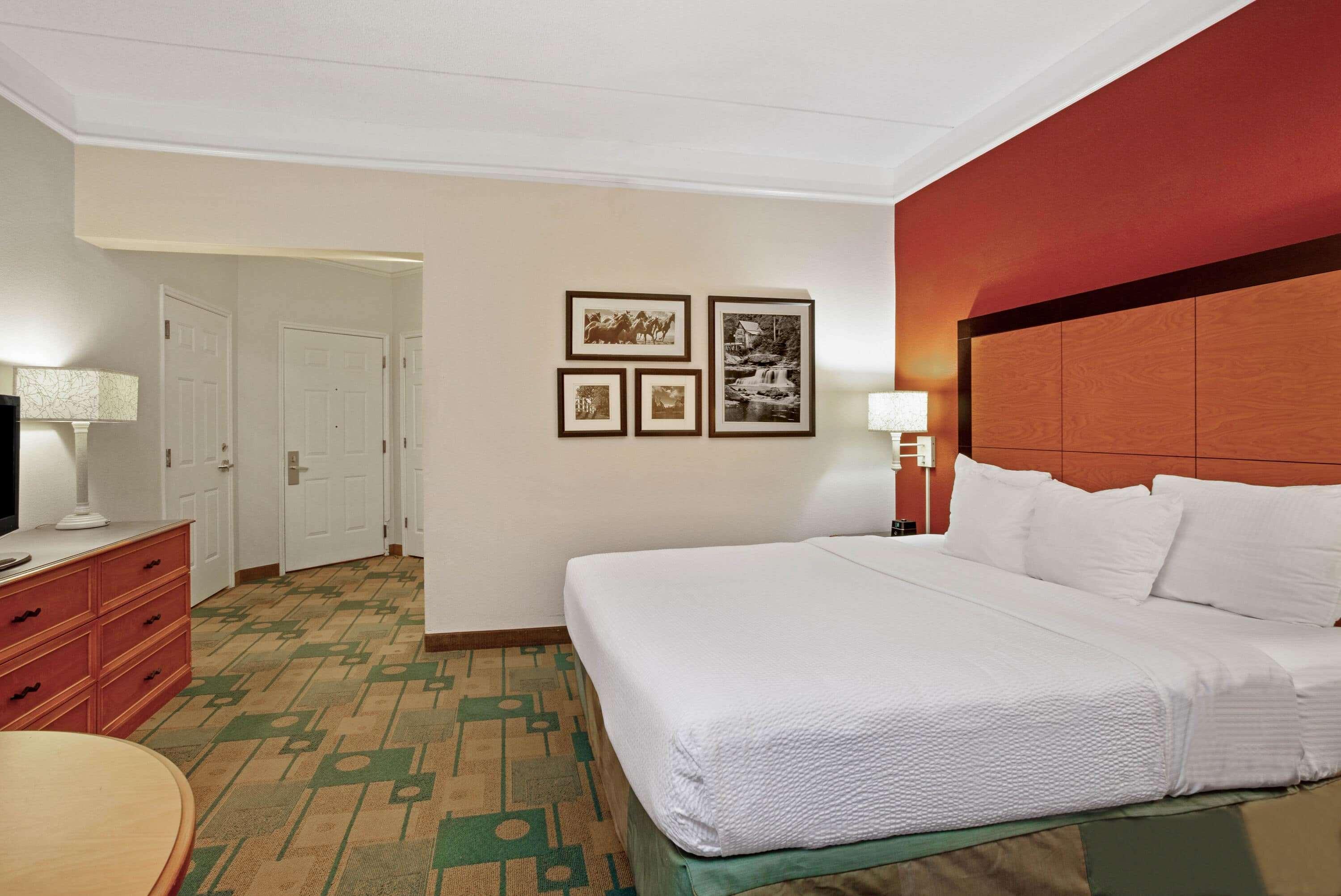 La Quinta By Wyndham Winston-Salem Hotell Exteriör bild