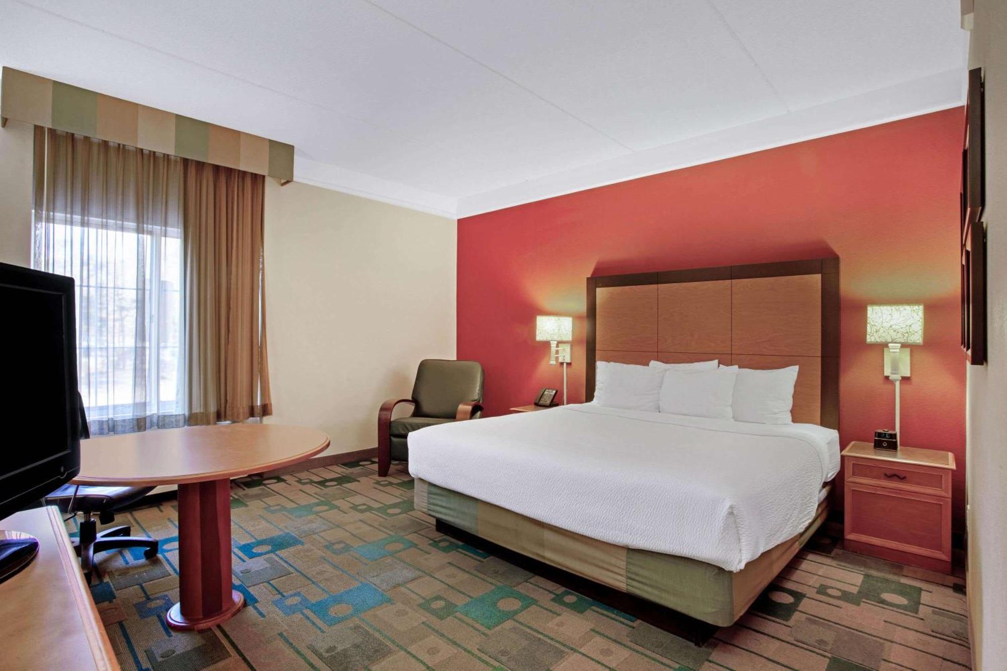 La Quinta By Wyndham Winston-Salem Hotell Exteriör bild