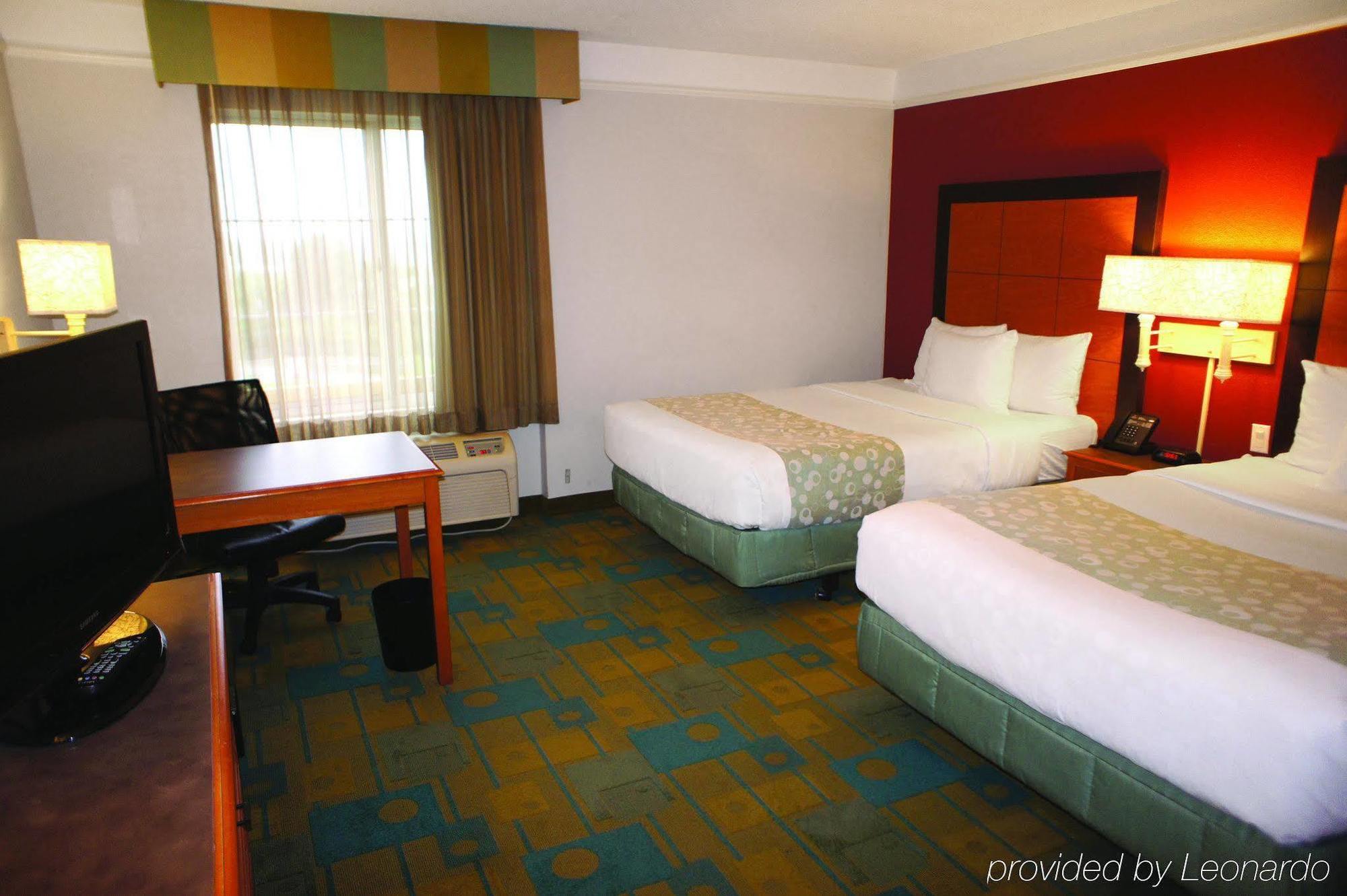La Quinta By Wyndham Winston-Salem Hotell Exteriör bild
